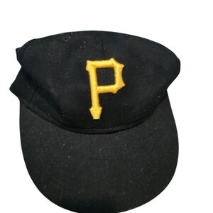 MLB Black and Gold Pittsburgh Pirates Hat